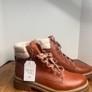 Time and Tru Women's Tan Winter Boots